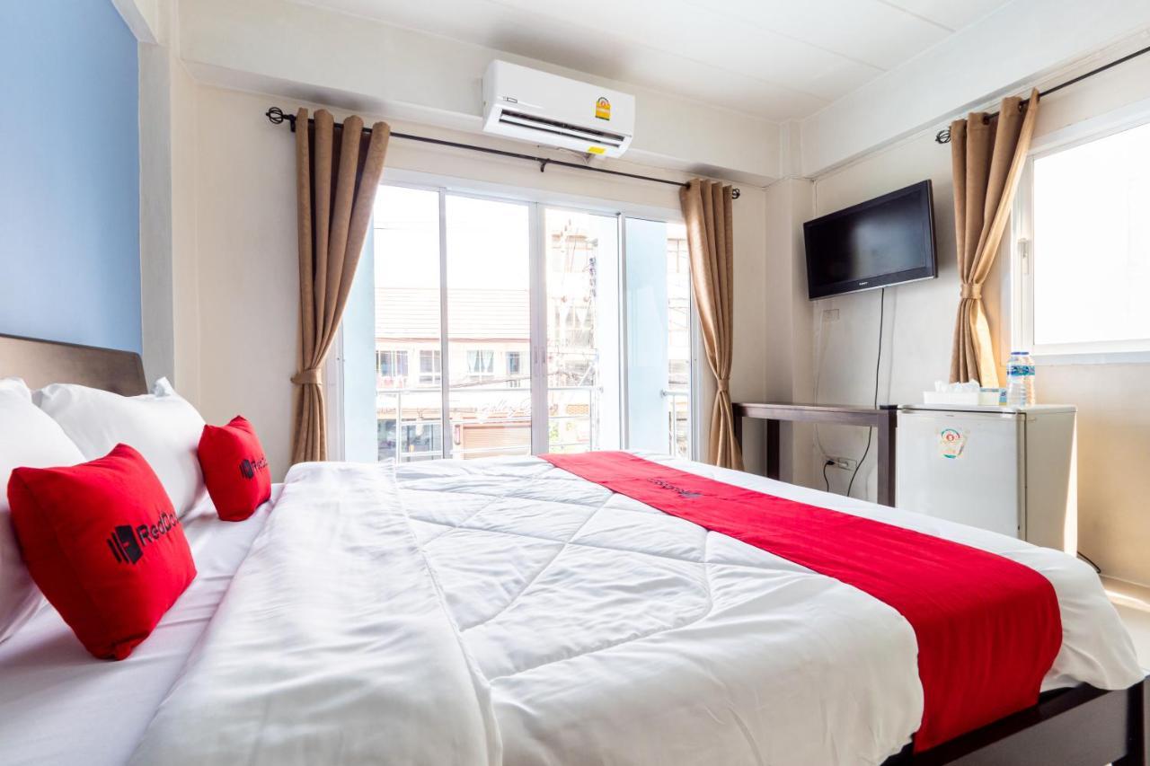 Si Fah At Bangsaen Hotel Ban Rong Khoei Dış mekan fotoğraf