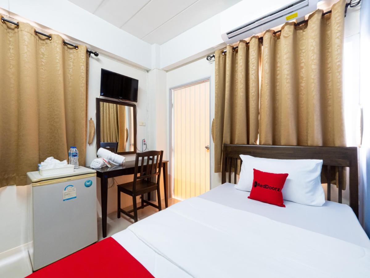 Si Fah At Bangsaen Hotel Ban Rong Khoei Dış mekan fotoğraf