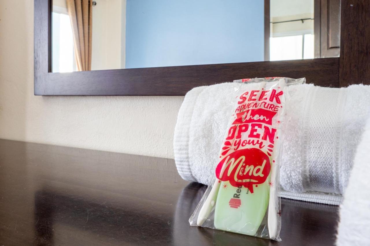 Si Fah At Bangsaen Hotel Ban Rong Khoei Dış mekan fotoğraf