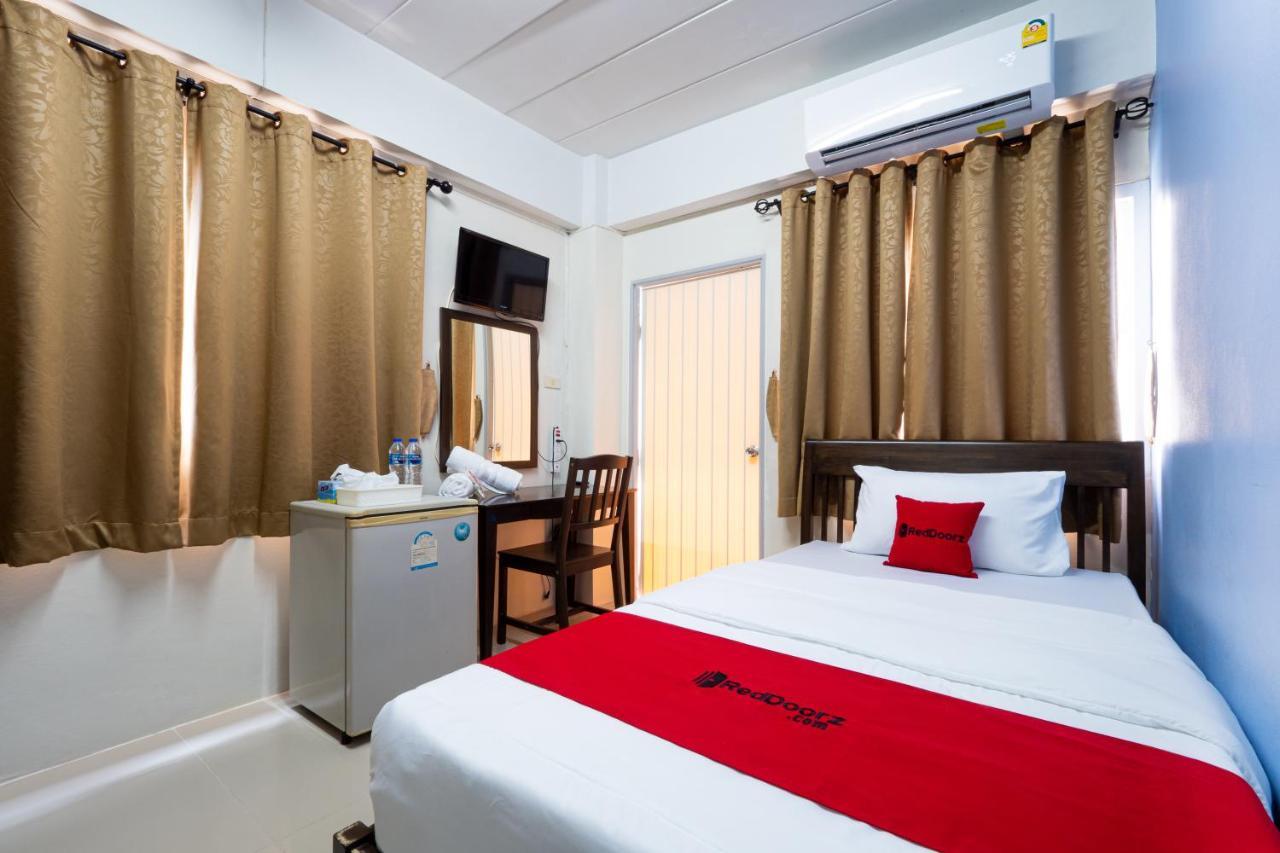 Si Fah At Bangsaen Hotel Ban Rong Khoei Dış mekan fotoğraf