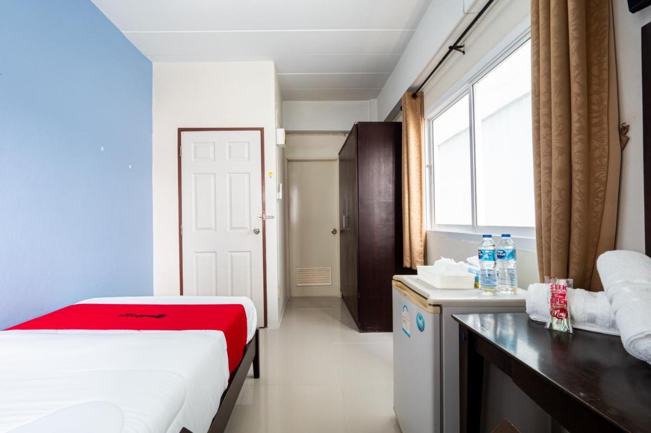 Si Fah At Bangsaen Hotel Ban Rong Khoei Dış mekan fotoğraf