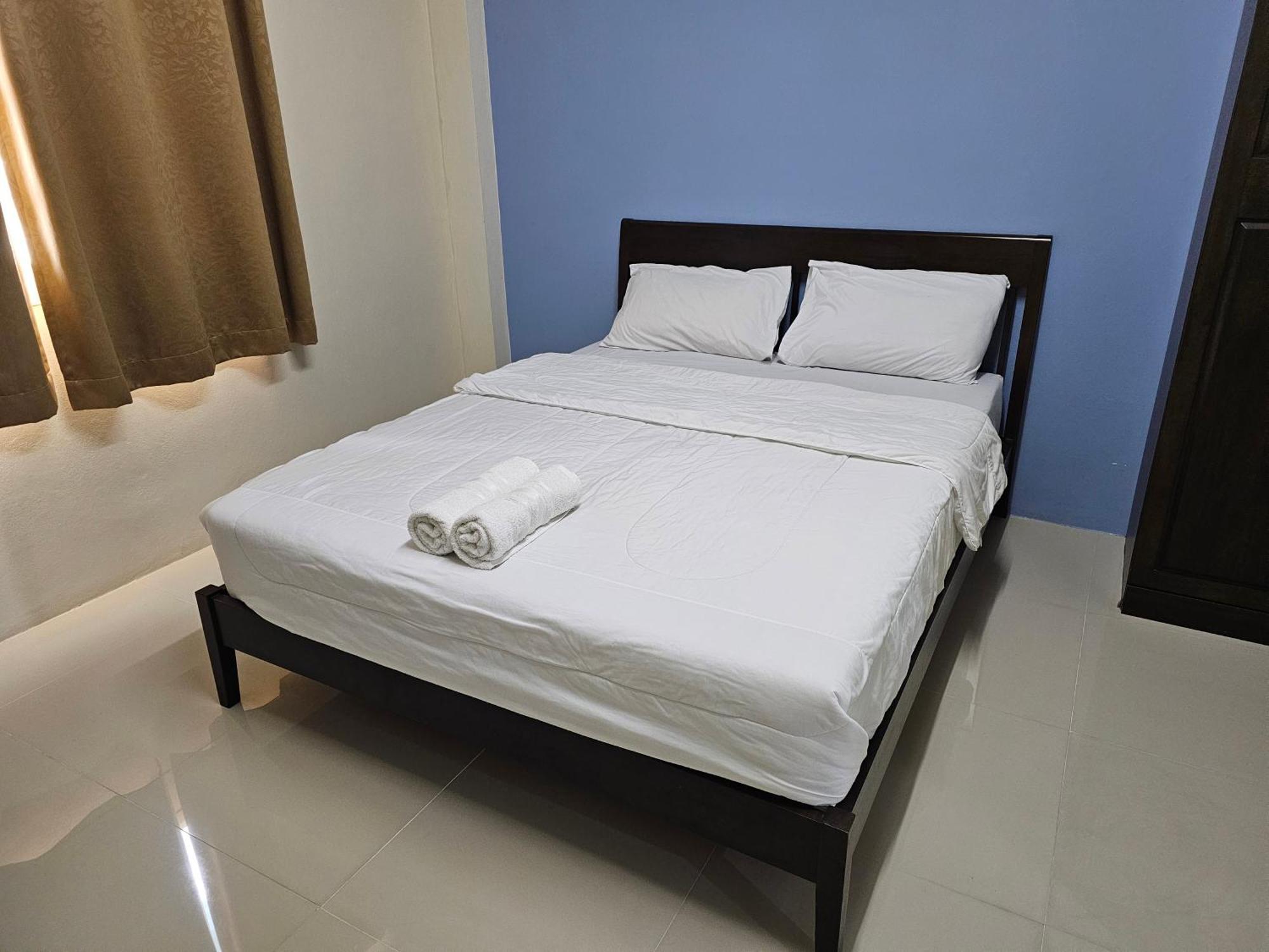 Si Fah At Bangsaen Hotel Ban Rong Khoei Dış mekan fotoğraf